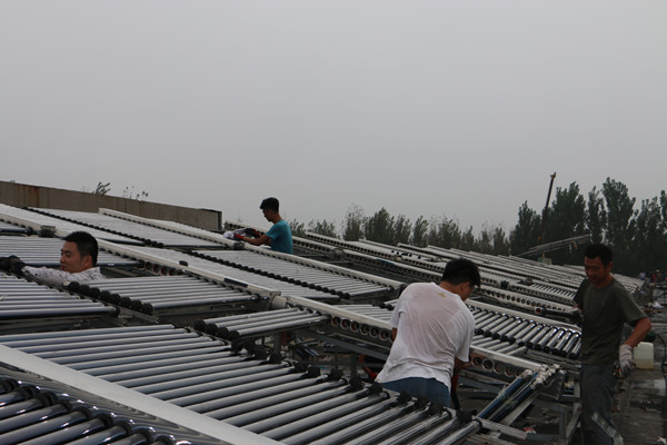 欢城煤矿职工高温酷暑展风采 (4)_副本.jpg