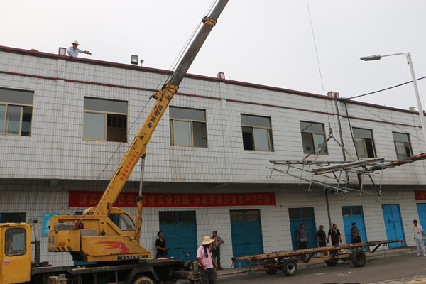 欢城煤矿职工高温酷暑展风采 (2)_副本.jpg