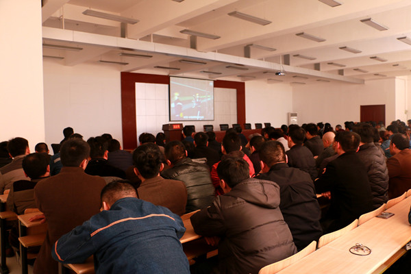 泗河煤矿开展安全事故警示教育活动 (1)_副本.jpg