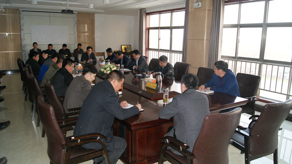 永胜煤矿从“安全奖金”看“安全与效益” (2)_副本.jpg