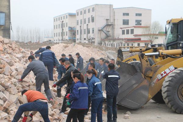 欢城煤矿废中“淘宝”增效益 (1)_副本.jpg