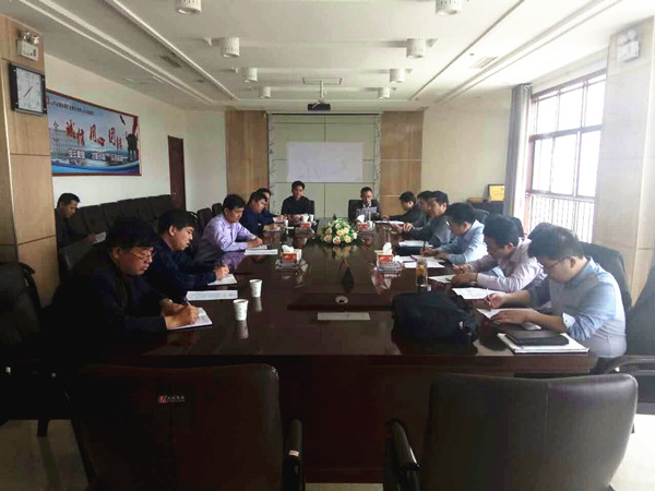 济宁市煤炭局领导来永胜煤矿指导联合试运转工作 (1).jpg