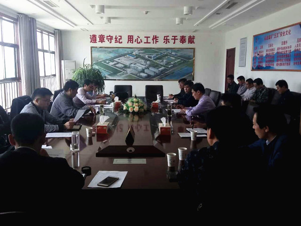 济宁市煤炭局领导来永胜煤矿指导联合试运转工作 (2).jpg