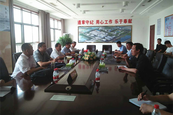 县煤炭局带领专家组来永胜煤矿开展隐患排查 (1)_副本.jpg