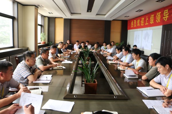 欢城煤矿认真部署“两节”期间的安全生产工作 (1).JPG