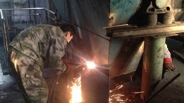 精密机械制造公司安全顺利完成正源洗选检修任务 (1).jpg